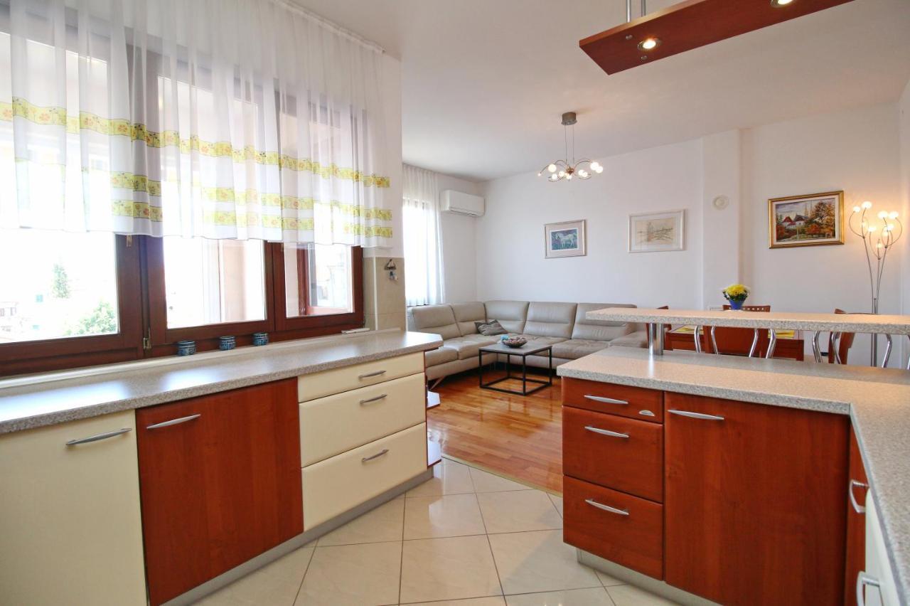 רוביני Polo Apartments מראה חיצוני תמונה