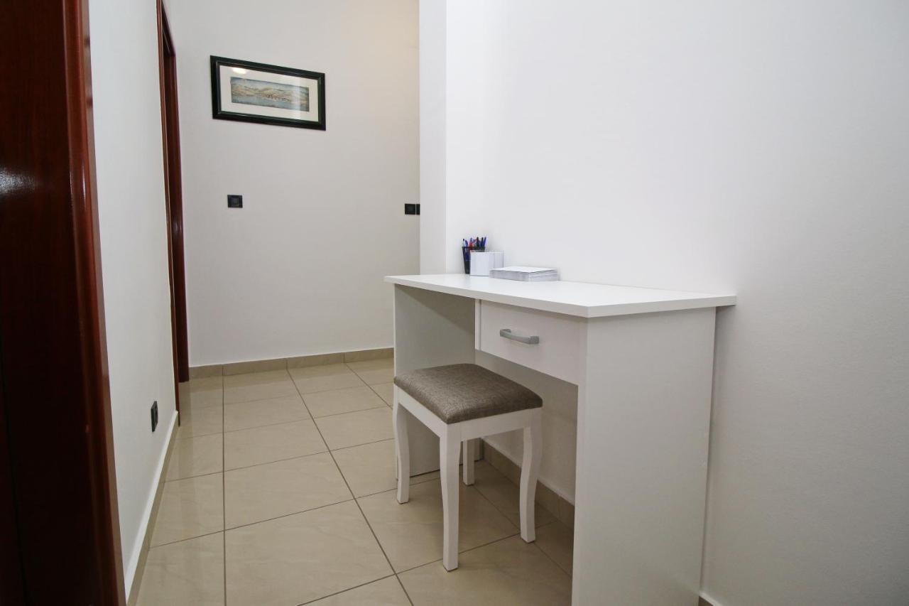 רוביני Polo Apartments מראה חיצוני תמונה